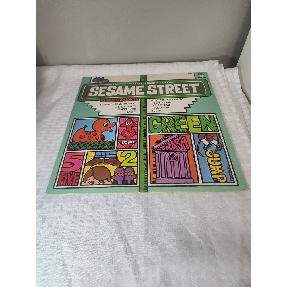 Sesame Street Songs Peter Pan Chorus Vinyl LP Record 8095 Rubber Duckie Vintage